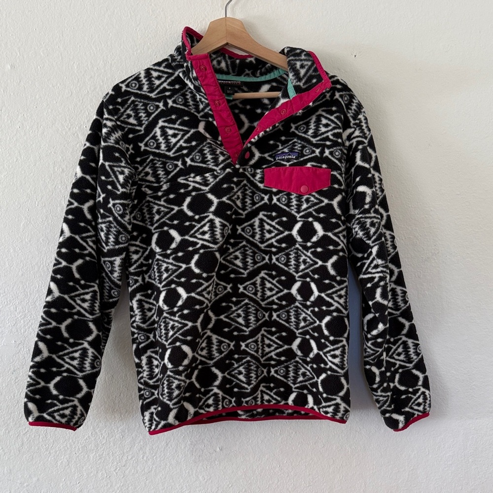 Patagonia Synchilla Ikat Big Fish Quarter Snap in Black & White Sz S